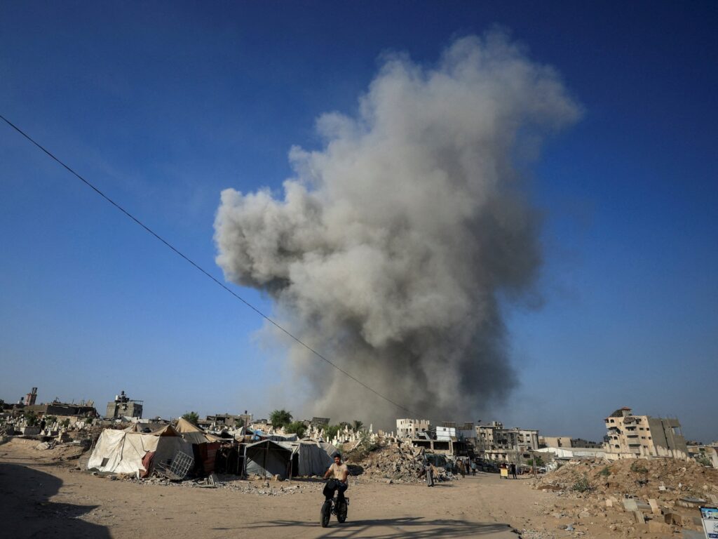 Israel has destroyed more than 1,000 buildings in Gaza City: Civil Defence | Gaza News