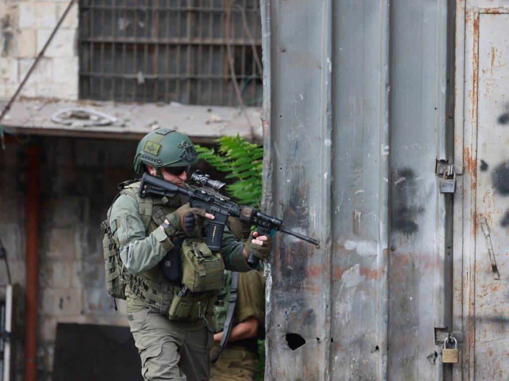 Israeli raids in major occupied West Bank cities lead to arrests, injuries | Israel-Palestine conflict News