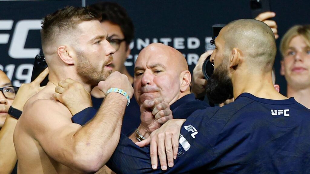 Live results, analysis from UFC 319: Dricus Du Plessis vs. Khamzat Chimaev