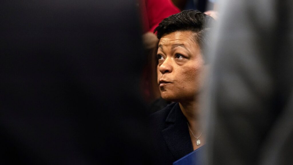 New Orleans mayor indicted on fraud charges linked to affair with bodyguard | Corruption News