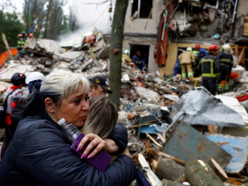 Russia eyes Ukraine’s ‘fortress belt’ after fall of Chasiv Yar | Russia-Ukraine war News
