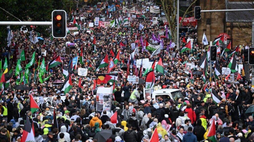 Tens of thousands protest Israel’s war on Gaza in Australia’s Sydney | Israel-Palestine conflict News