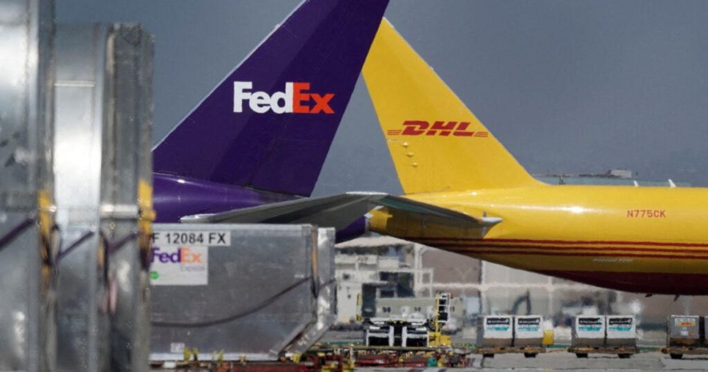 US ends tariff exemption for delivery packages valued at $800 or less | International Trade News