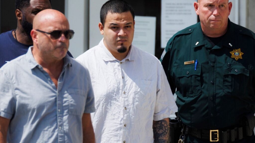 Wrongfully deported Kilmar Abrego Garcia released from Tennessee jail | Donald Trump News
