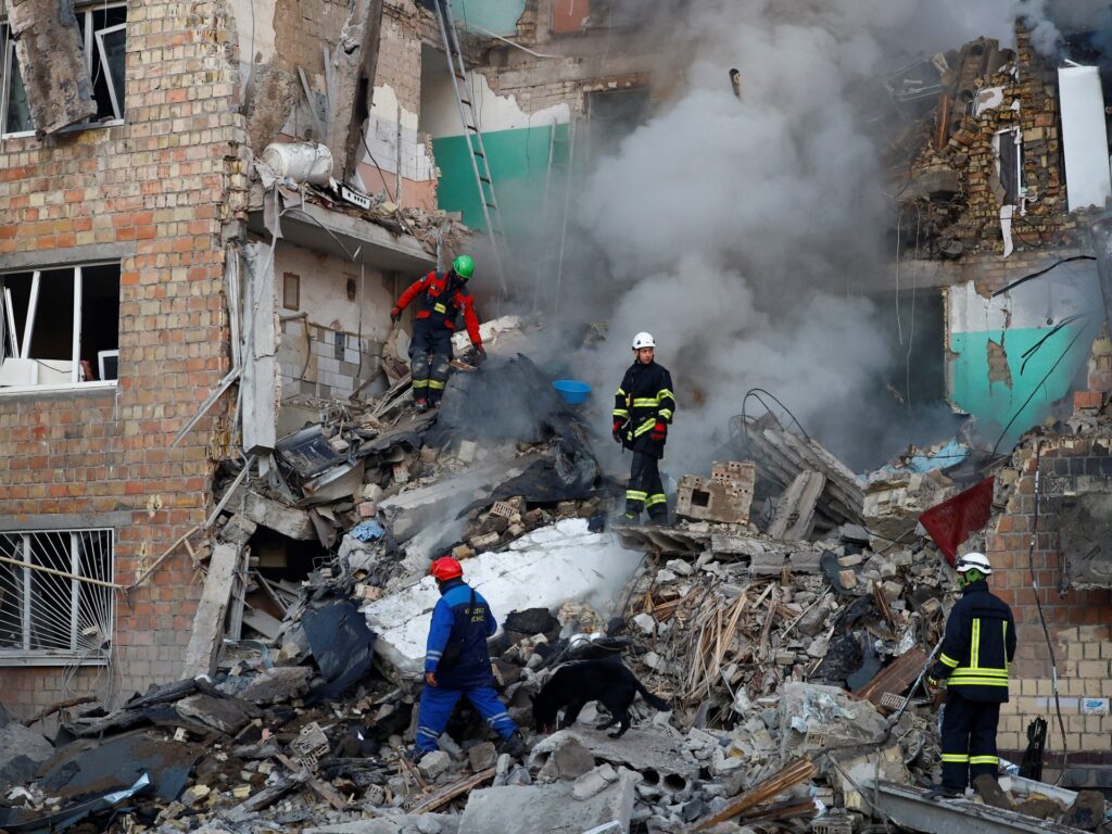 ‘Massive’ Russian attack on Ukraine’s Kyiv kills at least 4, dozens hurt | Russia-Ukraine war News