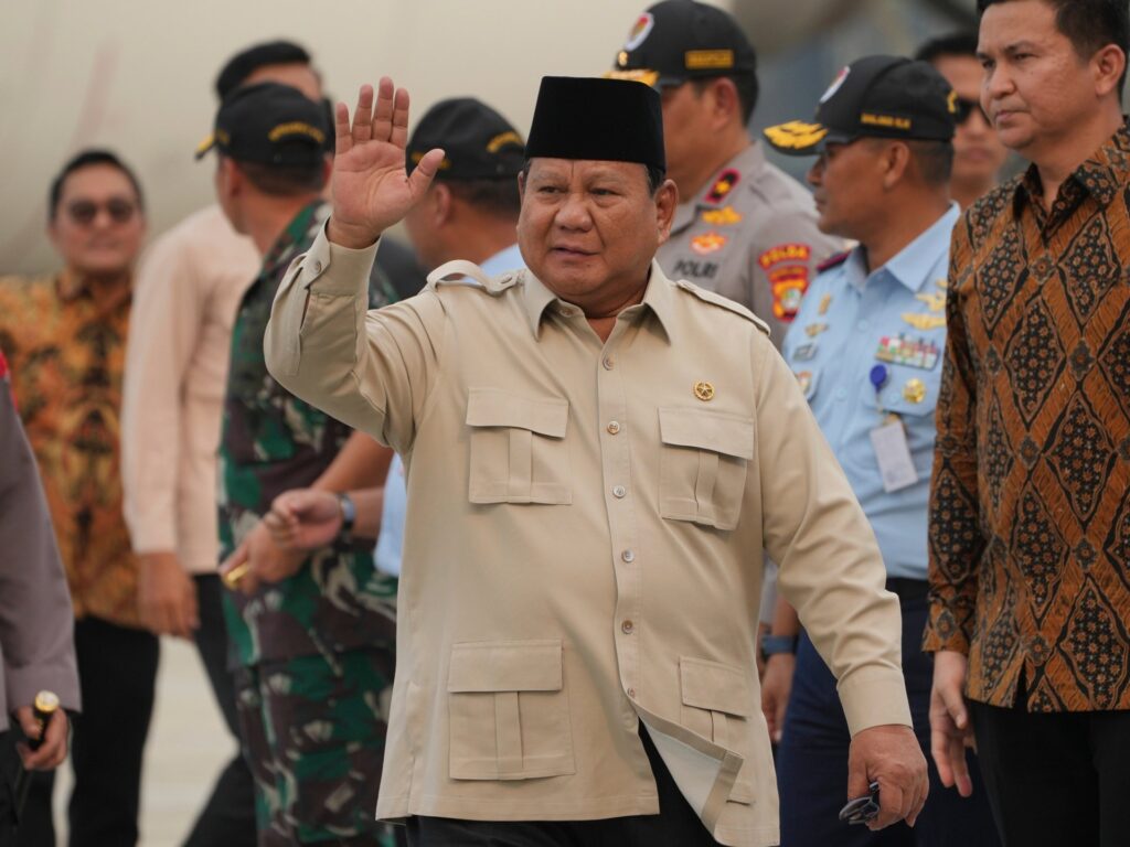 Indonesia’s president to go ahead with China trip despite protests | Protests News
