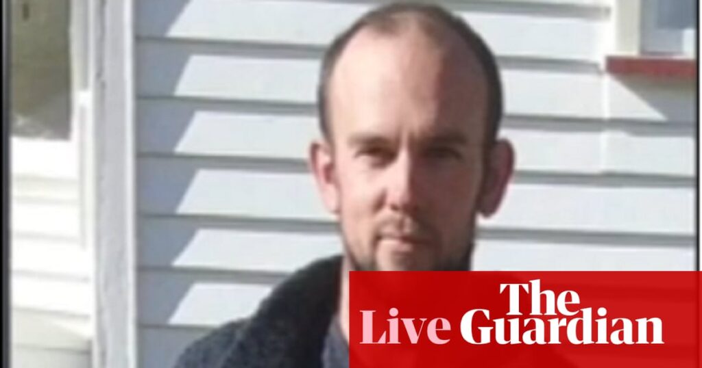 Tom Phillips shooting: NZ police search for children after fugitive father shot dead by police – latest updates | New Zealand
