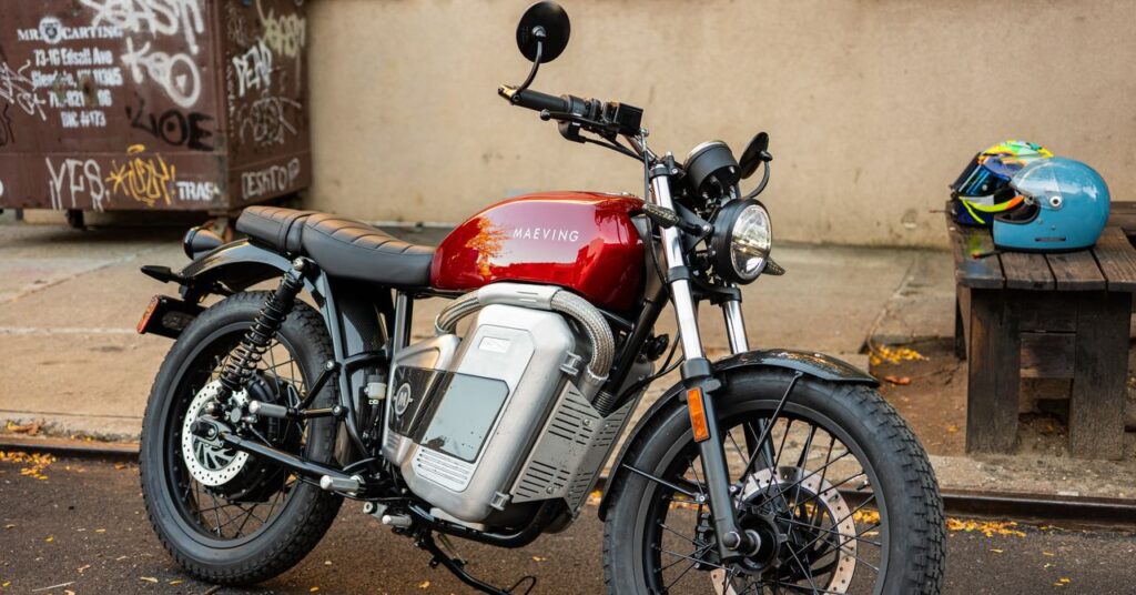 A First Ride With the Maeving RM2 Electric Motorcycle A First Ride With the Maeving RM2 Electric Motorcycle