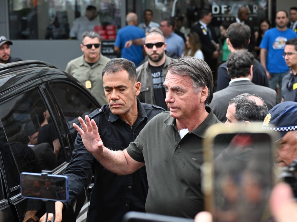 Brazil’s ex-president Bolsonaro appeals 27-year sentence for attempted coup | Jair Bolsonaro News Brazil’s ex-president Bolsonaro appeals 27-year sentence for attempted coup | Jair Bolsonaro News
