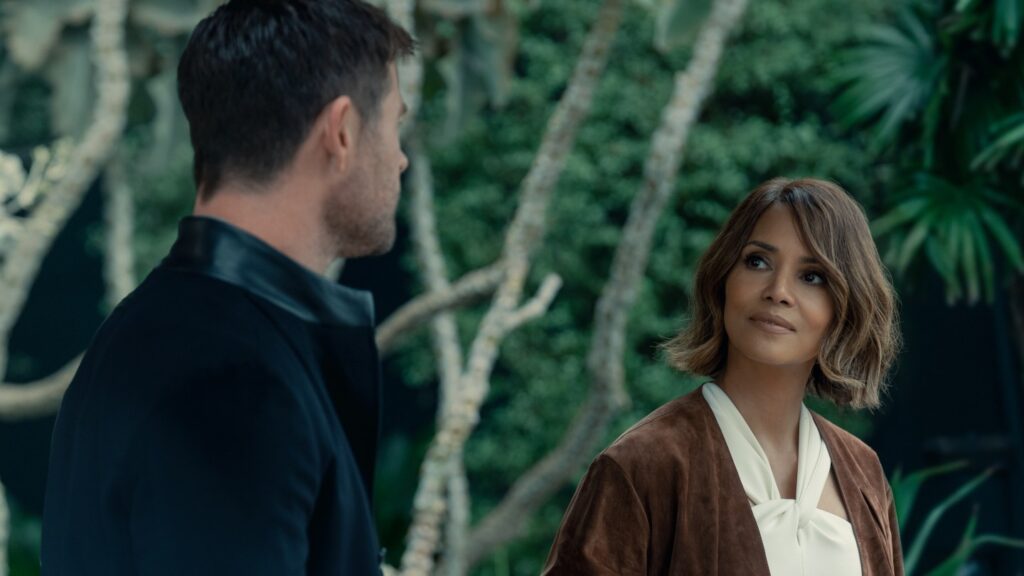 Chris Hemsworth and Halle Berry Team Up for Heist