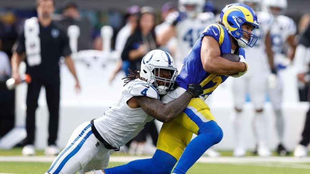 Colts' Xavien Howard retires on heels of struggles vs. Rams