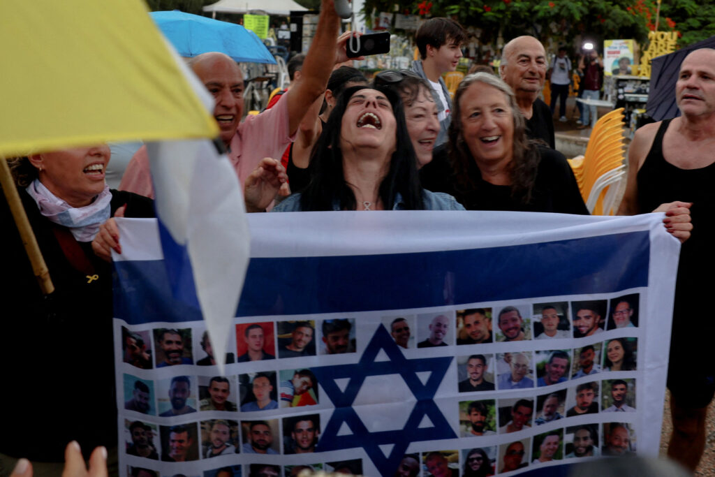 Families of Israeli captives welcome Gaza ceasefire agreement | Gaza