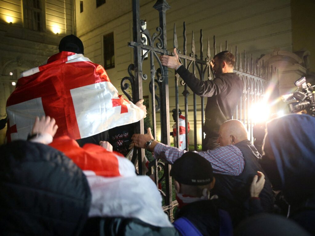 Georgia PM says storming of presidential palace aimed at overthrowing gov’t | Protests News