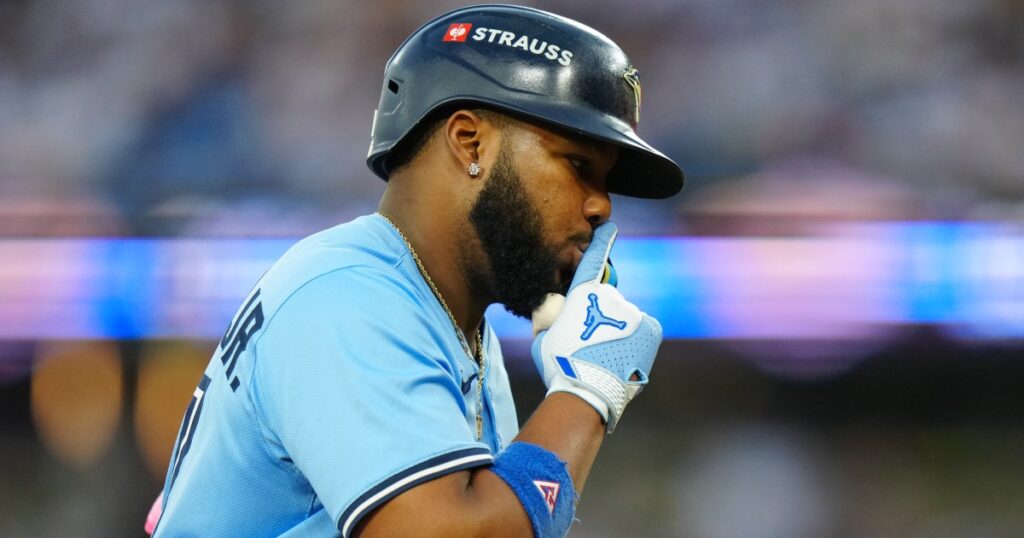 Guerrero Jr, Blue Jays smash Dodgers in Game 4 to even World Series | Baseball News Guerrero Jr, Blue Jays smash Dodgers in Game 4 to even World Series | Baseball News