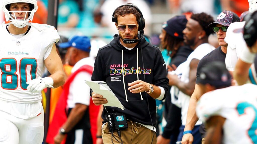NFL hot seats: Mike McDaniel, Justin Fields, John Harbaugh