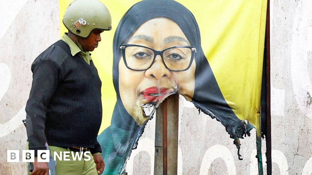 Protesters defy army chief in third day of unrest Protesters defy army chief in third day of unrest