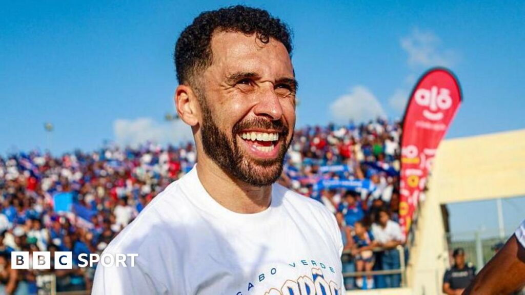 Roberto Lopes celebrates Cape Verde's World Cup qualification