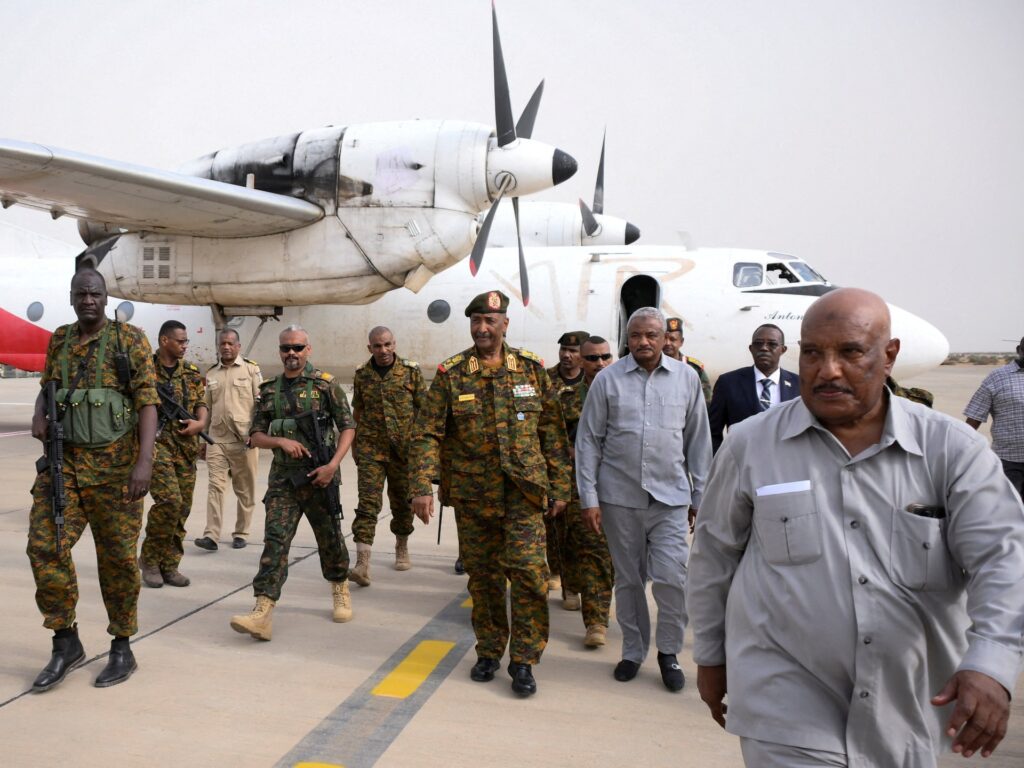 Sudan army withdraws from Darfur’s el-Fasher, UN warns of RSF atrocities | News Sudan army withdraws from Darfur’s el-Fasher, UN warns of RSF atrocities | News