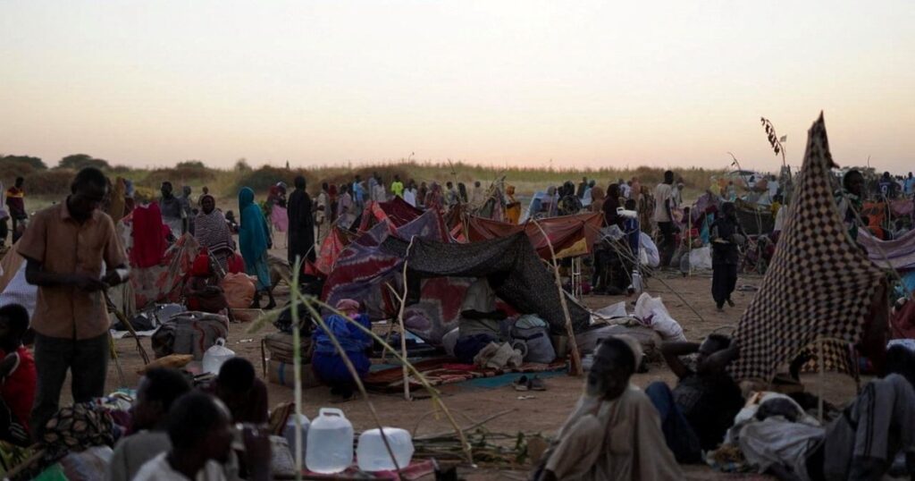 Survivors fleeing Sudan’s el-Fasher recount terror, bodies in streets | Sudan war News Survivors fleeing Sudan’s el-Fasher recount terror, bodies in streets | Sudan war News
