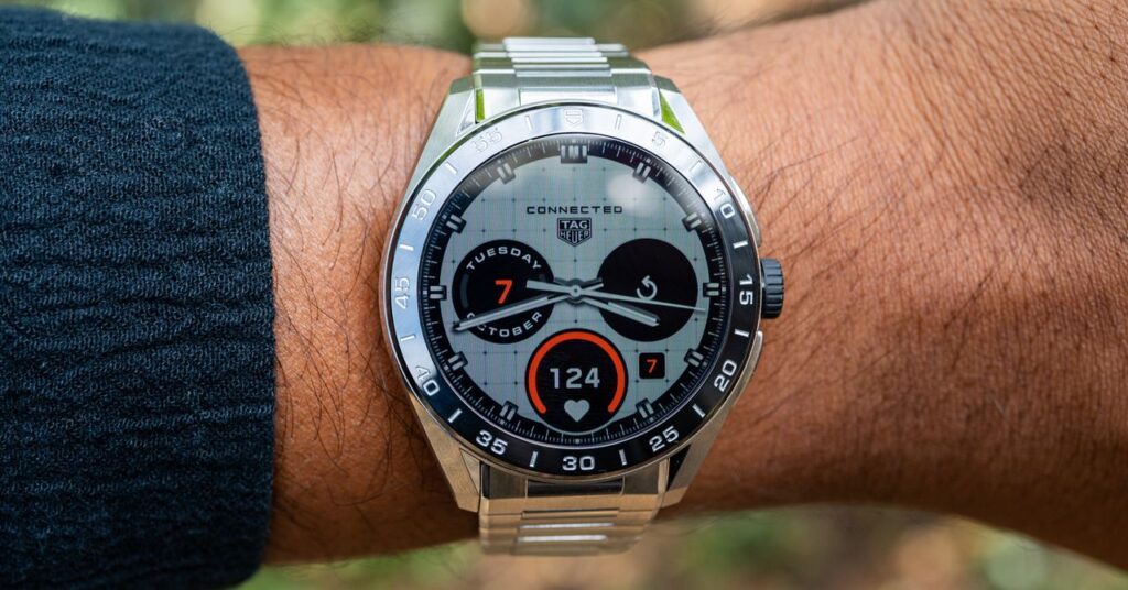 TAG Heuer's New Smartwatch Ditches Google's Wear OS to Be Apple Friendly