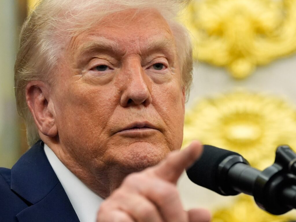 Trump says US will repatriate survivors of ‘submarine’ attack | Conflict News