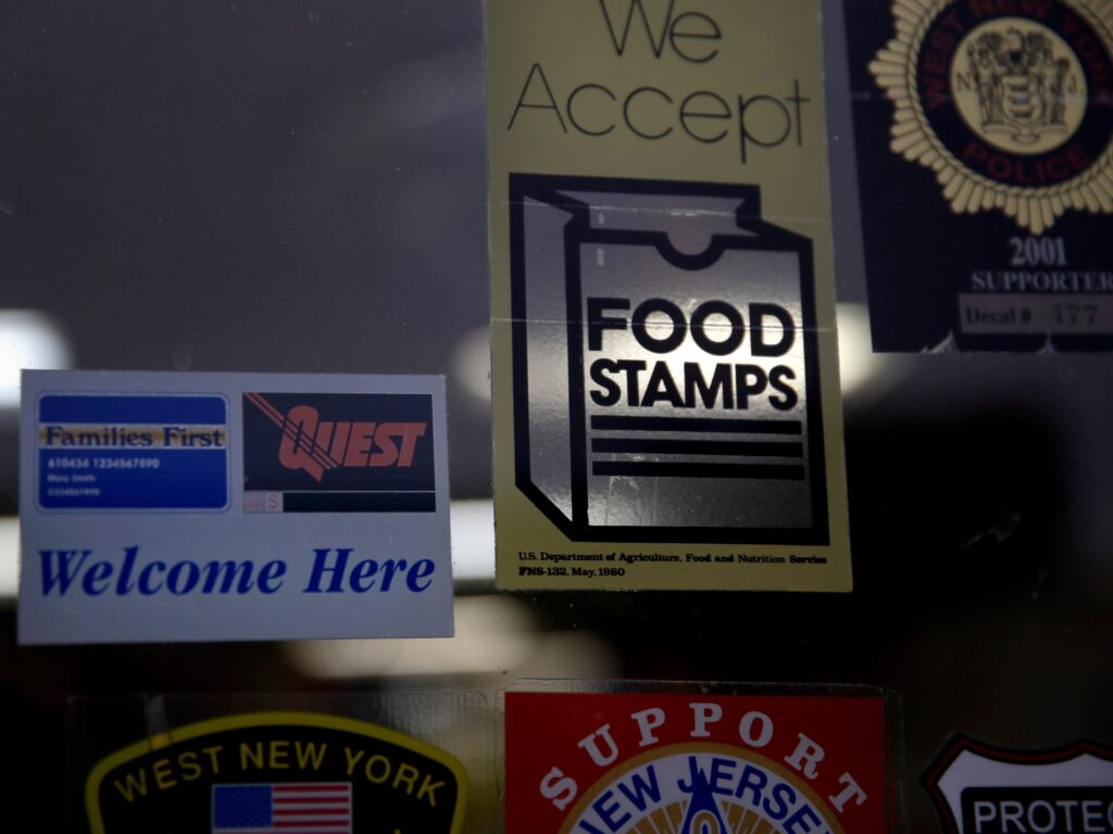 Will millions of low-income Americans lose food stamps during shutdown? | Government Will millions of low-income Americans lose food stamps during shutdown? | Government
