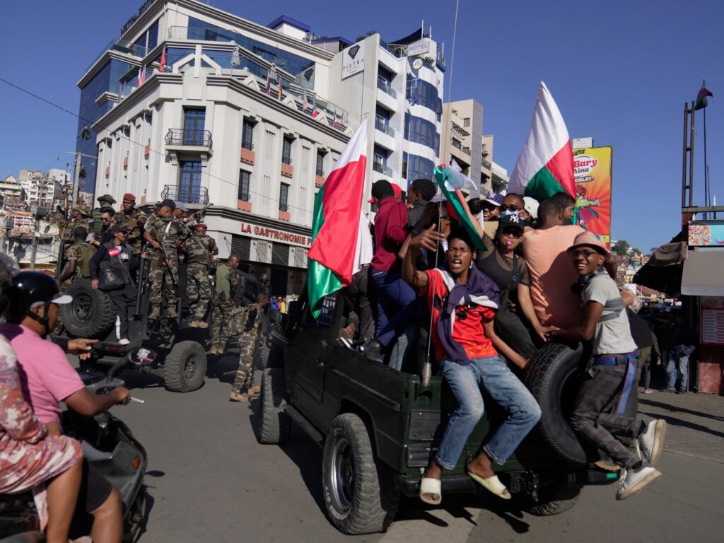 ‘We don’t want power, we want lights’: Madagascar awaits post-Rajoelina era | Protests News